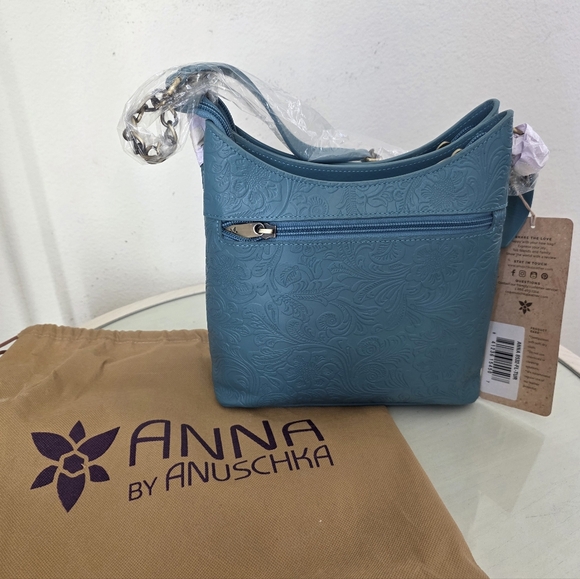 Anna by Anushcka Heritage Genuine Leather Hobo Crossbody Shoulder Bag Teal NWT